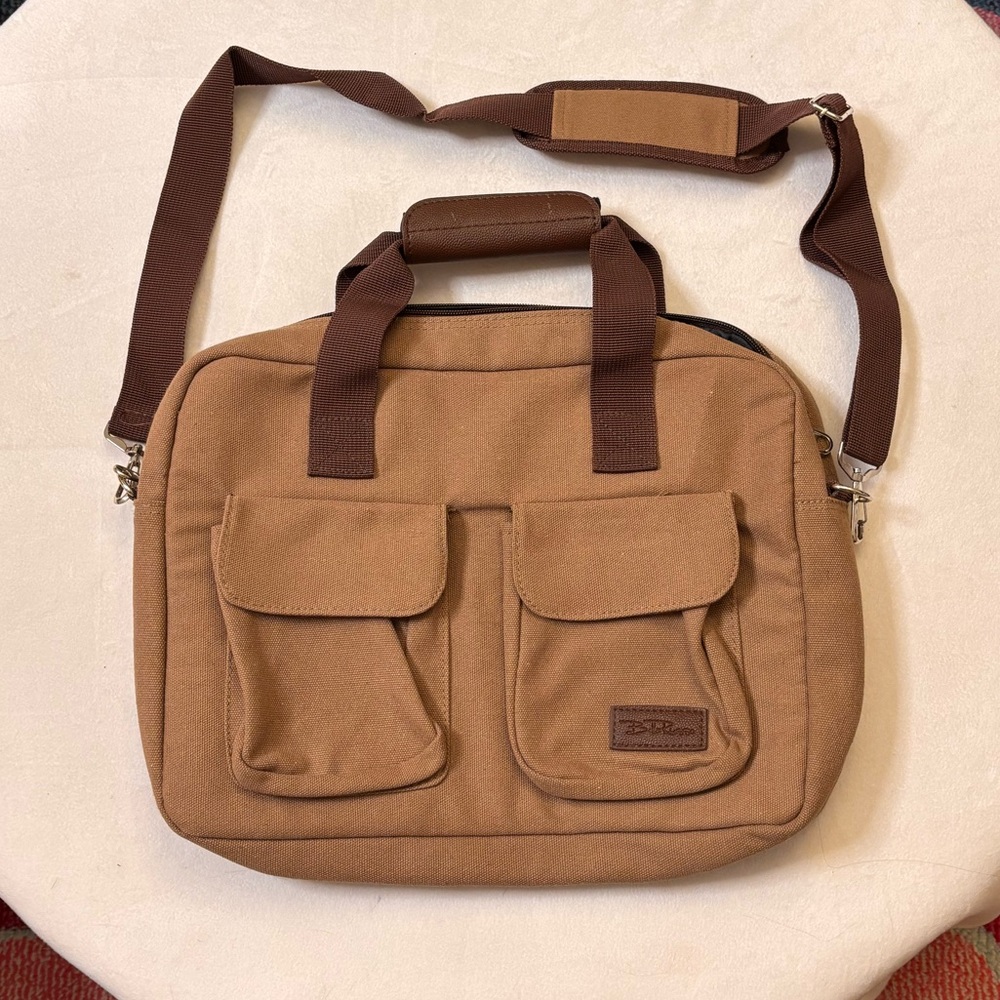 NEW Bella Russo Khaki Canvas 15” Laptop Bag